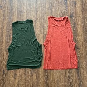 Alo Yoga 2 pack tanks